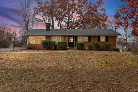 145 Laurel Dr, Madison Heights, VA 24572