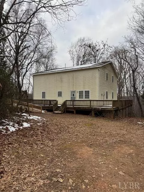 2210 Featherfin Rd, Prospect, VA 23960