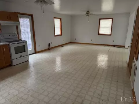 2210 Featherfin Rd, Prospect, VA 23960 photo 8