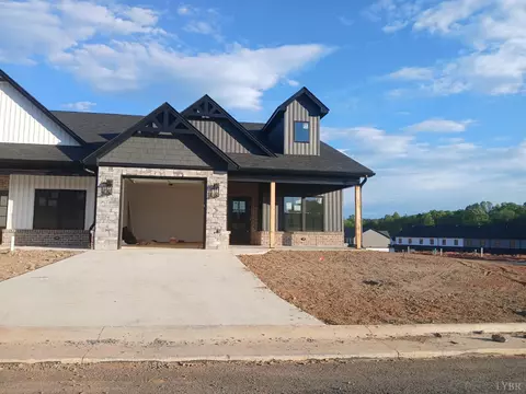 184 Zion Pl, Rustburg, VA 24588