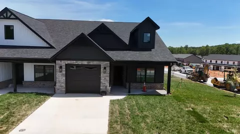 184 Zion Pl, Rustburg, VA 24588