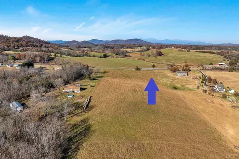 0 Stewartsville Rd, Moneta, VA 24121