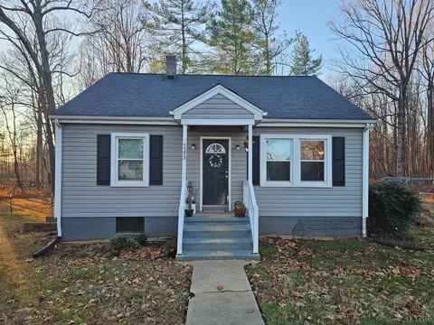 5393 Thomas Jefferson Rd, Forest, VA 24551