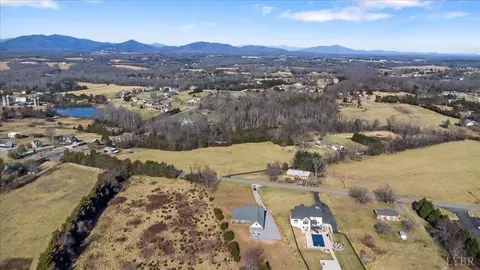 View/Area - 4615 Everett Rd, Forest, VA 24551 photo 3 of 3