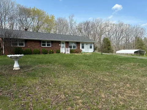 1796 Owens Mill Rd, Gretna, VA 24557