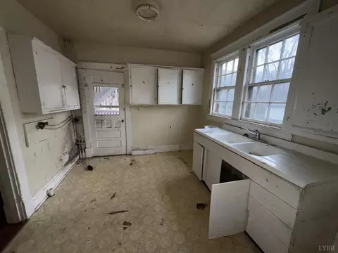 Kitchen - 109 Cedar Gate Rd, Monroe, VA 24574 photo 1 of 1