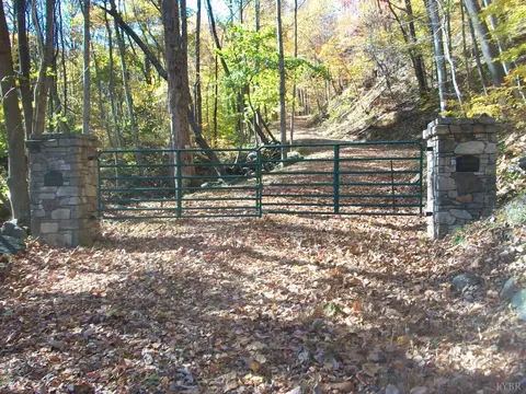 0 Old Stoney Crk, Nellysford, VA 22958