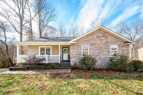 128 Woodhaven Ct, Madison Heights, VA 24572