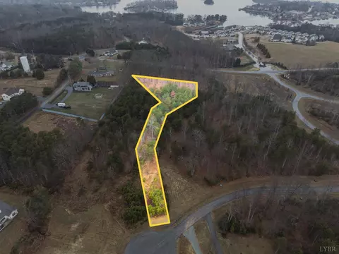 14 Caroline Ct, Union Hall, VA 24176
