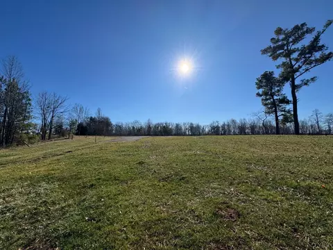 7105 Richmond Hwy, Appomattox, VA 24522