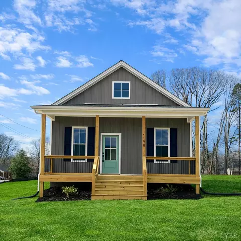 198 Triple Oak Cir, Madison Heights, VA 24572