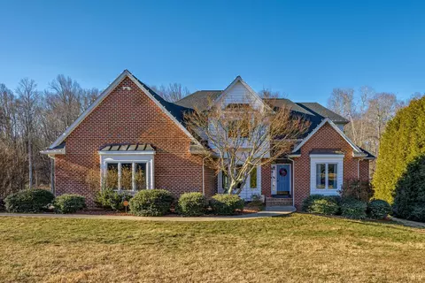 1136 Jefferson West Dr, Forest, VA 24551
