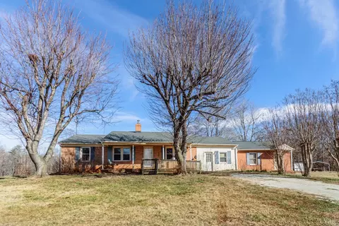 1130 Vermillion Rd, Appomattox, VA 24522