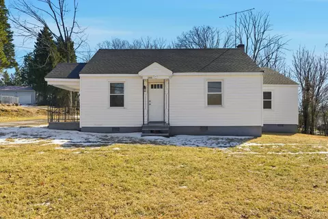 281 Old Wright Shop Rd, Madison Heights, VA 24572
