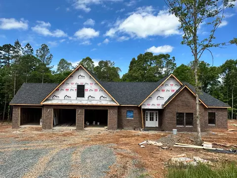 15 Somerset Dr, Appomattox, VA 24522