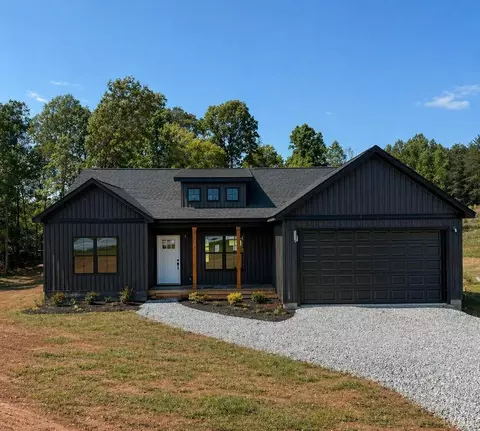 1789 Hickory Cove Ln, Moneta, VA 24121