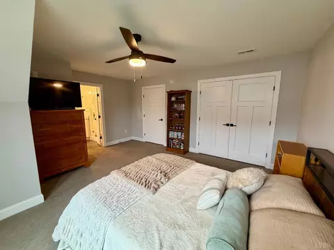 Bedroom - 1014 Coles Ct, Forest, VA 24551 photo 2 of 4