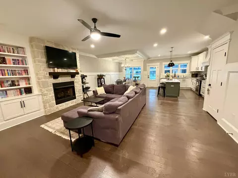 Living - 1014 Coles Ct, Forest, VA 24551 photo 1 of 2