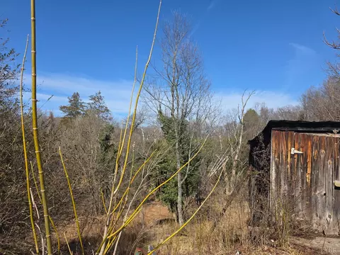807 Old Forest Rd, Lynchburg, VA 24501