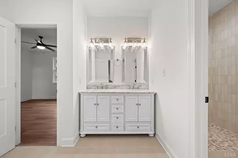 Bath - 1148 Val Terrace Ct, Forest, VA 24551 photo 7 of 10