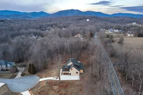 View/Area - 1148 Val Terrace Ct, Forest, VA 24551 photo 3 of 5