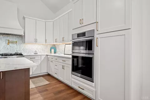 Kitchen - 1148 Val Terrace Ct, Forest, VA 24551 photo 4 of 5