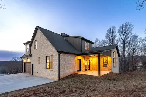 Exterior - 1148 Val Terrace Ct, Forest, VA 24551 photo 12 of 18