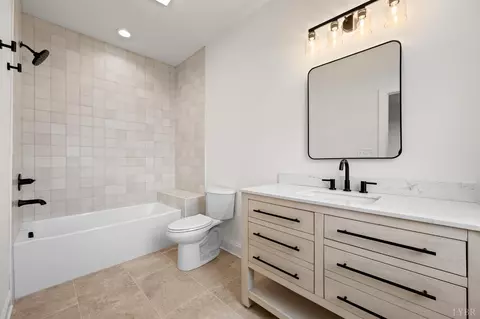 Bath - 1148 Val Terrace Ct, Forest, VA 24551 photo 9 of 10