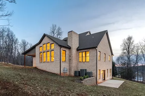 Exterior - 1148 Val Terrace Ct, Forest, VA 24551 photo 15 of 18