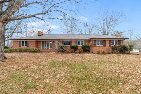 7092 Stage Coach Rd, Nathalie, VA 24577
