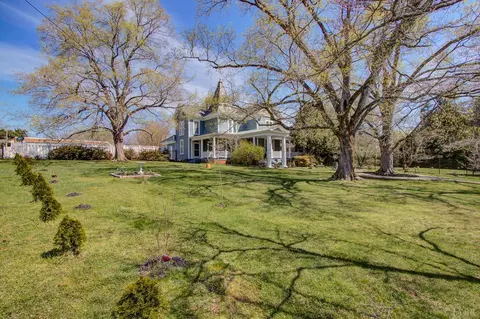 401 King St, Keysville, VA 23947