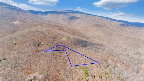 756 Crawfords Climb, Nellysford, VA 22958