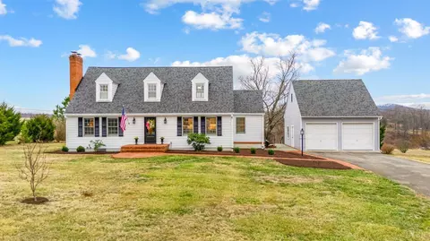 1726 Three Otters Rd, Bedford, VA 24523