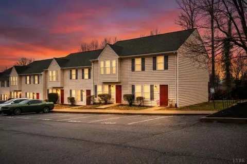 716 Leesville Rd, Lynchburg, VA 24502
