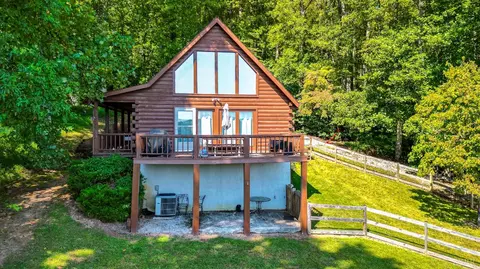 119 Stillwater Ln, Pittsville, VA 24139