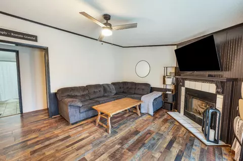 Living - 339 Plain Ridge Dr, Evington, VA 24550 photo 2 of 2