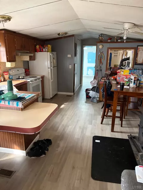 65 June Way, Evington, VA 24550 photo 3