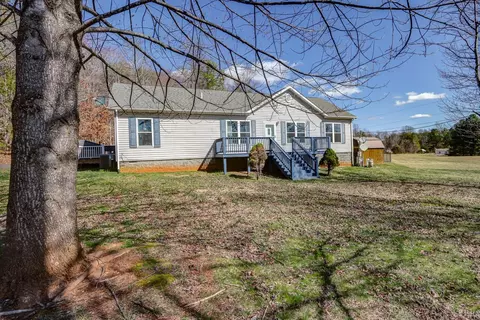 1230 Spencer Rd, Concord, VA 24538