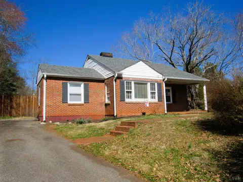 144 Maple Ln, Amherst, VA 24521