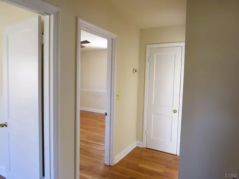 Entry Way - 144 Maple Ln, Amherst, VA 24521 photo 1 of 1