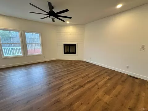 11314 Leesville Rd, Evington, VA 24550 photo 4