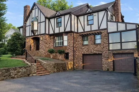 103 Millbrook, Forest, VA 24551