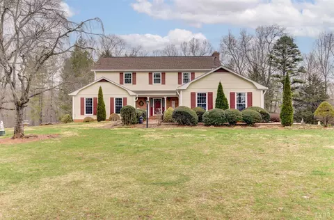 1304 Gills Rd, Bedford, VA 24523