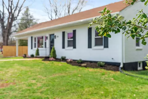 111 Saturn St, Lynchburg, VA 24502
