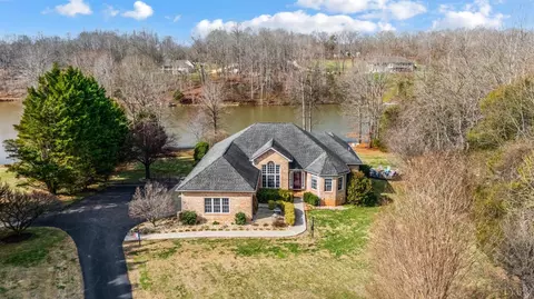 378 E Tusculum Ln, Amherst, VA 24521