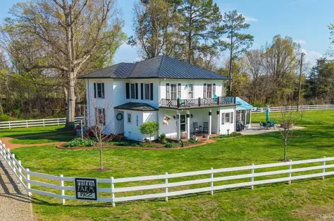 201 Priddy St, Keysville, VA 23947