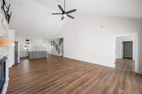 Living - 46 Grandset Dr, Forest, VA 24551 photo 2 of 4