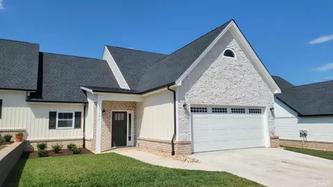 46 Grandset Dr, Forest, VA 24551