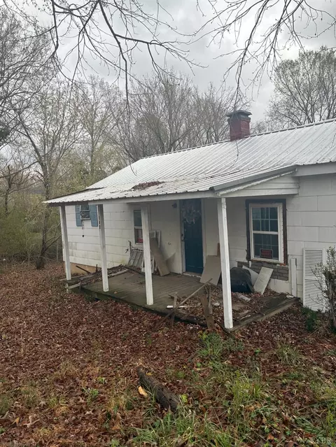 116 Sycamore St, Brookneal, VA 24528