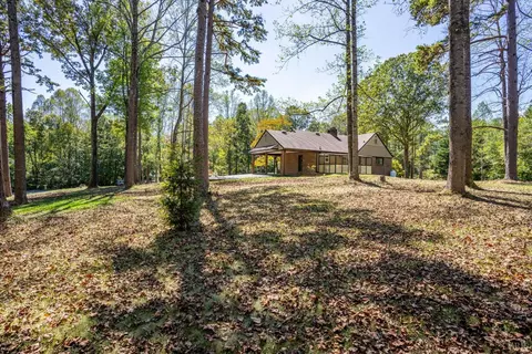 Exterior - 207 Merrywood Dr, Forest, VA 24551 photo 12 of 19